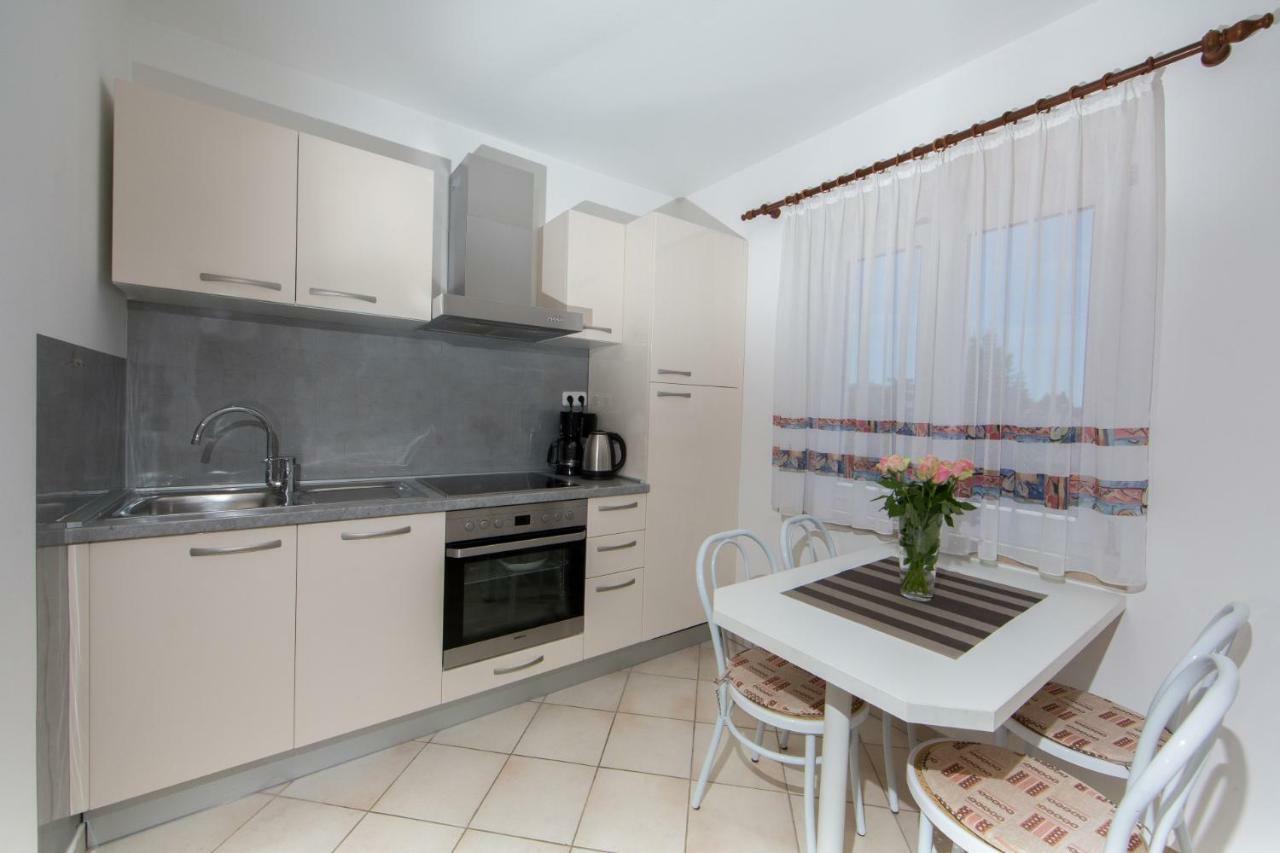 Apartments Sanmichel Pula Ngoại thất bức ảnh