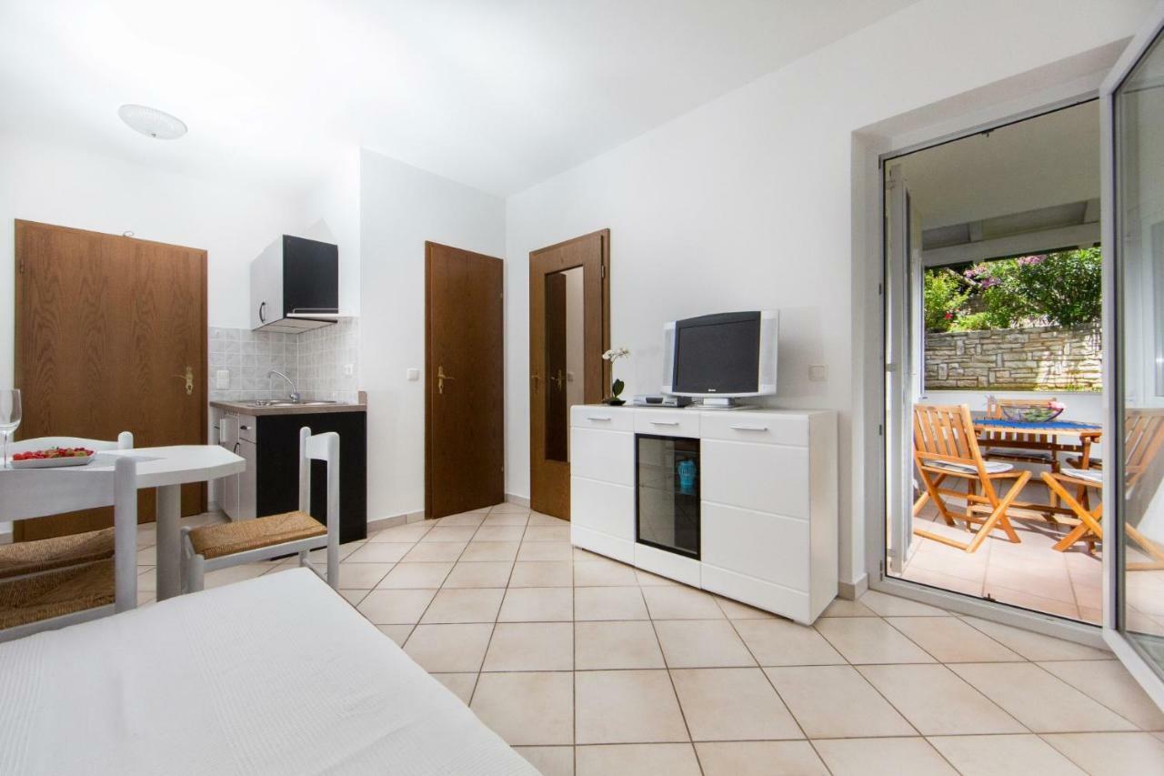 Apartments Sanmichel Pula Ngoại thất bức ảnh
