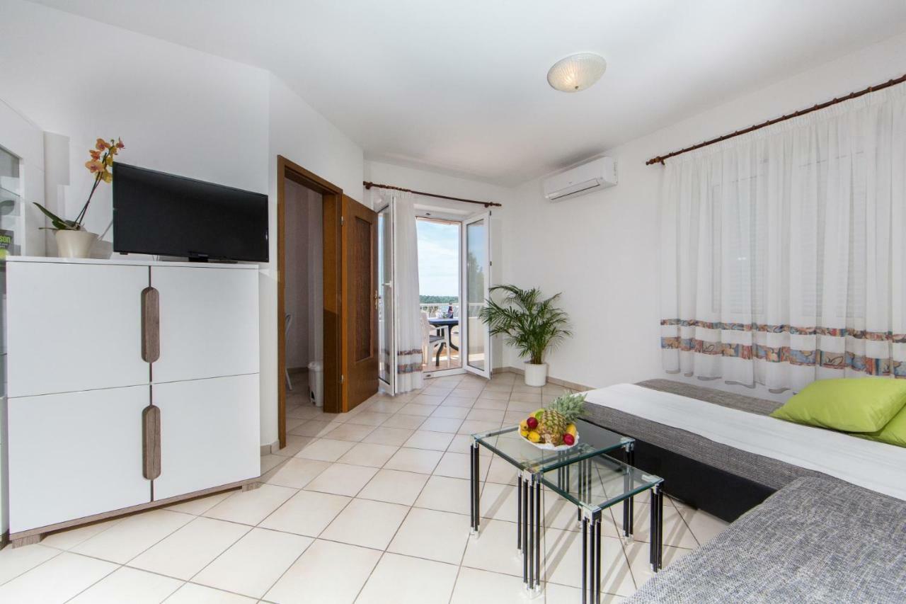 Apartments Sanmichel Pula Ngoại thất bức ảnh